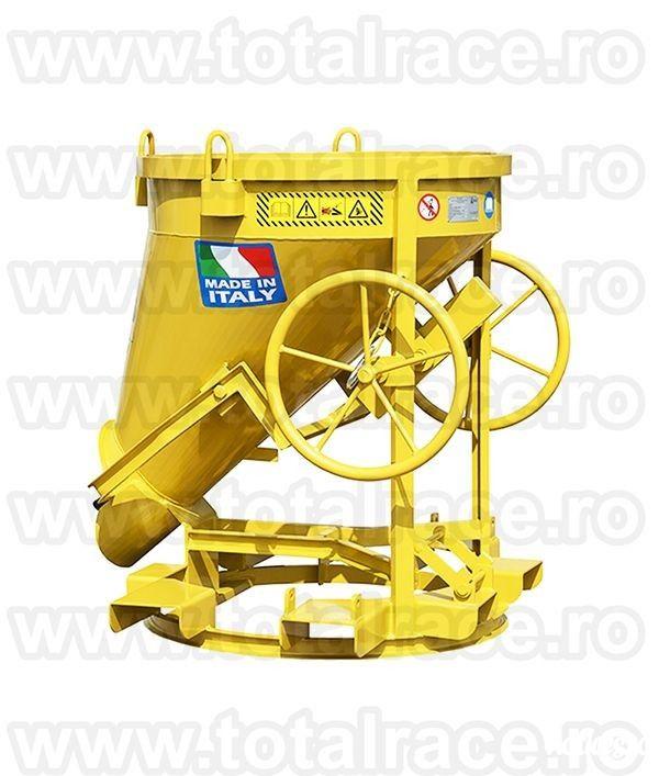Total Race comercializeaza bena beton stivuitor, bene de beton pentru stivuitor diverse modele, bena cu descarcare centrala si furtun inclus, bena  santier stivuitor cu deschidere inchidere automata cu funie, arc si levier, bena cu furtun de cauciuc inclu