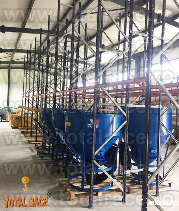 Total Race Romania comercializeaza din stoc sau la comanda bene si bena de beton, bena pentru macara, bene pentru turnat beton , bene cu furtun de cauciuc, bene de macara pentru turnat beton, bene pentru turnat beton cu furtun de cauciuc, bena cu furtun d