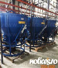 Total Race comercializeaza cupe beton stivuitor, cupe de beton pentru stivuitor diverse modele, cupa cu descarcare centrala si furtun inclus, cupa metalica stivuitor cu deschidere inchidere automata cu funie, arc si levier, cupa cu furtun de cauciuc inclu