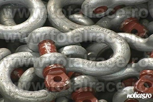 Total Race ofera la vanzare : chei tachelaj model G 209 tip omega marca Crosby, cheie tachelaj cu bolt filetat , chei tachelaj capacitati intre 0.33 Tone si 55 Tone . Cheile de tachelaj sunt in conformitate cu: EN 13889:2003 , indeplinesc cerintele de per