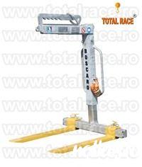 Total Race Romania comercializeaza cu livrare din stoc Bucuresti  furci macara, furci macara pentru europaleti, furci macara cu capacitati diferite, furci macara cu livrare din stoc sau la comanda, furci macara reglabile pe inaltime, furci macara cu lame 