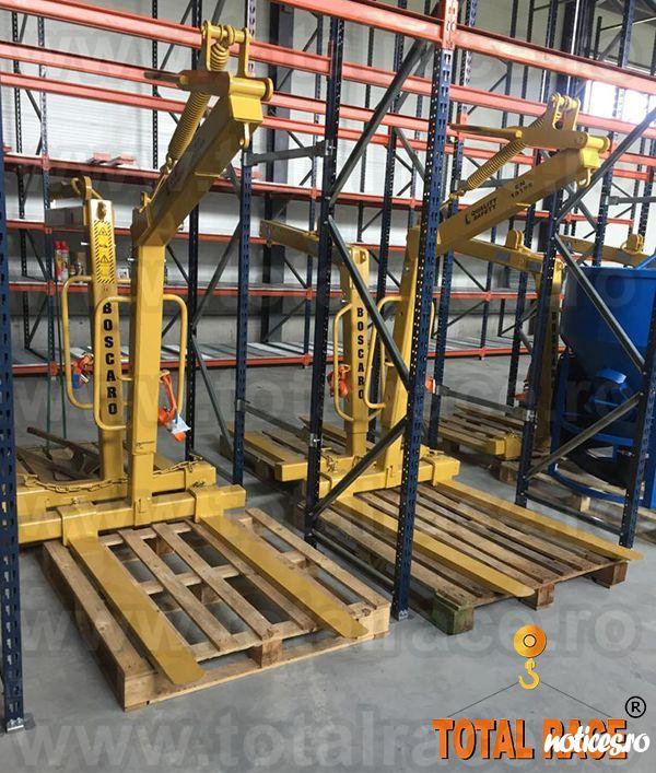 Total Race va ofera din stoc furci de macara pentru transport si manevrat paleti de caramida, bca, furca de macara cu reglarea centrului de greutate cu arc, furci de macara pentru macarale turn, furci de macara pentru macarale montabile pe camion, furci d
