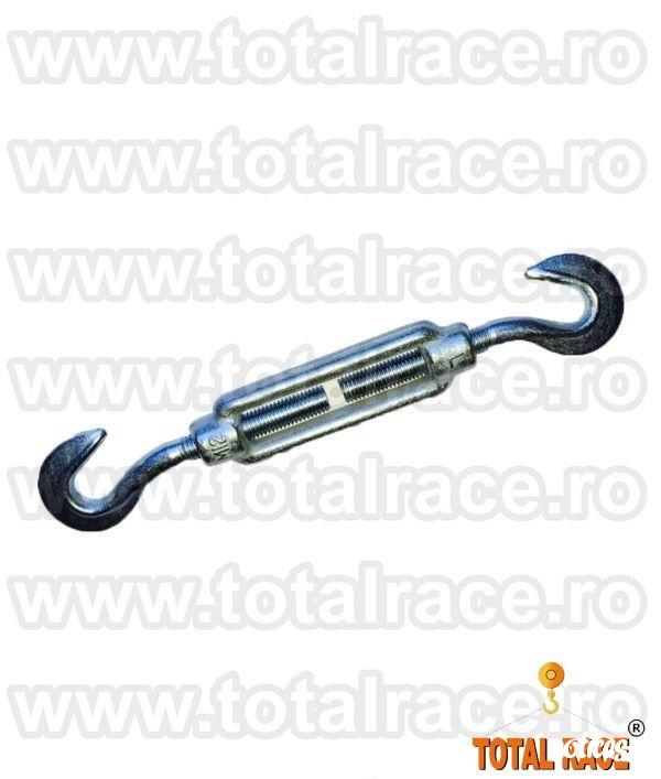 Total Race Romania livreaza din stoc intinzatoare de cablu de otel tip carlig-carlig , intinzator de cablu cu doua carlige de prindere , intinzatoare cablu tip C-C cu diferite marimi si capacitati , intinzatoare  cablu carlig-carlig in conformitate cu DIN