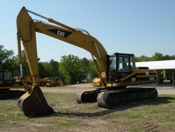 Inchiriez excavator pe senile