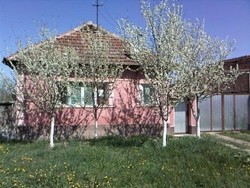 VAND CASA LA BELFIR, LA 40KM DE ORADEA
