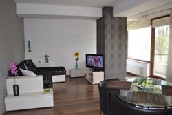 Inchiriez apartament ultra modern, Mamaia 2012