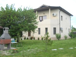 vila in zona Magurele
