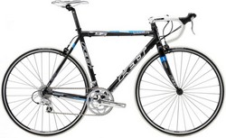 Bicicleta cursiera Felt F95