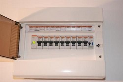 Execut lucrari electrice