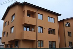 Apartament 3 camere, imobil rezidential, 58.000 euro
