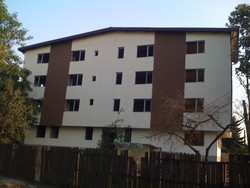 APARTAMENT 3 CAMERE ( DEMISOL INALT  LUMINAT ) BUCURESTI NOI