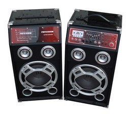 BOXE AMPLIFICATE/ACTIVE 300 WATT+MIXER INCLUS,GEEPAS, MP3 PLAYER,EFECTE.BOXE ACTIVE.