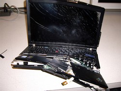 Cumpar laptop defect, stricat, nefunctional bucuresti