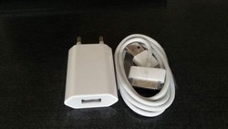 Incarcator + cablu de date Original Apple Iphone 3g 3gs 4 4s 