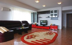 Inchiriere apartament 3 camere lux Mamaia 2012