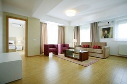 Inchiriez Apartament termen lung Mamaia pret 349