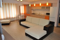 Inchiriez apartament lux zona Rex Mamaia 2012
