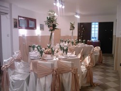 Inchiriez spatiu comercial stradal 200mp ideal restaurant catering gradinita