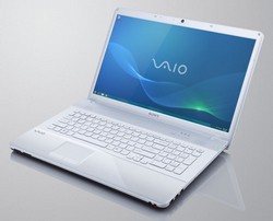 Laptop SONY VAIO ALB SIGILAT: i3 4gb 500gb Windows 7 licentiat