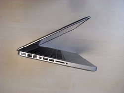 Oferta Macbook pro 13 inch i5 2.4Ghz, 500Hdd, HD Graphics 3000, Late 2011