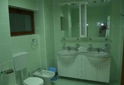 SC NEPTUN OLIMP S.A inchiriaza vilele turistice  din complexul Vile Olimp**** 