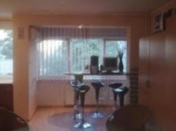 URGENT Particular Dau in chirie Garsoniera zona Liberty Center