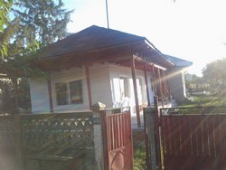 VAND CASA LA CURTE,CALUGARENI-SINGURENI.2000MP.PROPIETAR