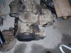 VAND CUTIE AUTOMATA VW TRANSPORTER SAU CARAVELLE 2.5TDI