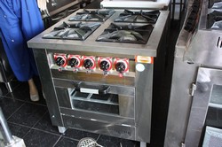 VAND UTILAJE COMPLET PENTRU RESTAURANT SECOND HAND SI NOI  0733972939