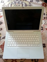 Vand Apple MacBook 13 inch