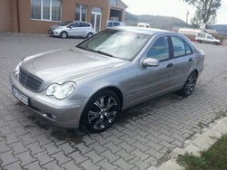 Vand Mecedes-Benz C 200