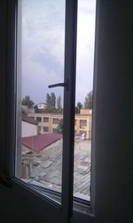 Vand ferestre termopan cu tot cu sticla