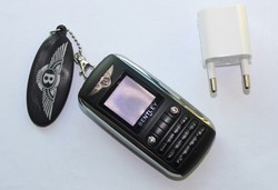 Vand telefon breloc sub forma de alarma auto bentley