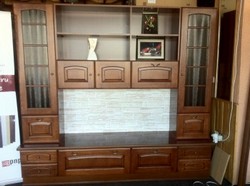 Vindem mobilier de bucatarie cu usi din lemn masiv mdf vopsit