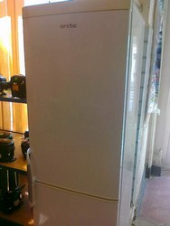 combina frigorifica Arctic k6330 aproape noua