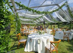 Inchirieri corturi transparente pentru evenimente, deschidere 6m, lungime modulara 3m