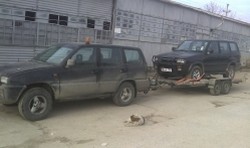 dezmembrez nissan terrano 2