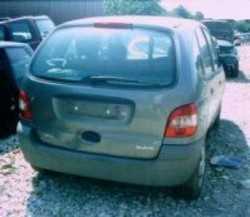 Dezmembrez renault scenic din 1999