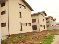Vand apartament din vila