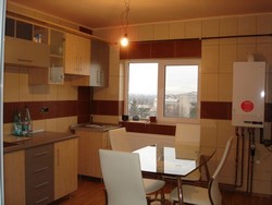 Vand apartament 3 camere oras Videle jud Teleorman