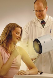 medicina  alternativa , terapie cu lumina polarizata 