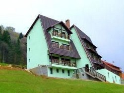 Super oferta de vanzare pensiune turistica in BRAN