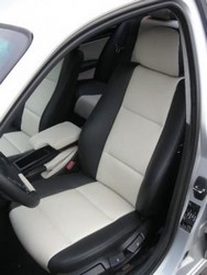 Efectuam TAPITERII AUTO DIN PIELE NATURALA SAU MATERIALE TEXTILE
