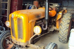 vand tractor fiat 41 cp