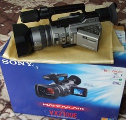 Sony VX 2100 camera pro